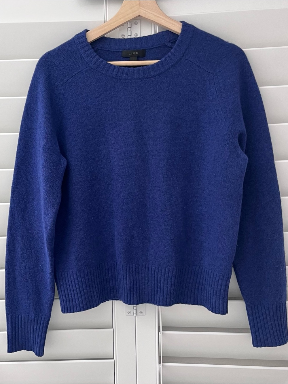 J.Crew 100% Wool Cobalt Blue Raglan Crewneck Sweater – Size Medium